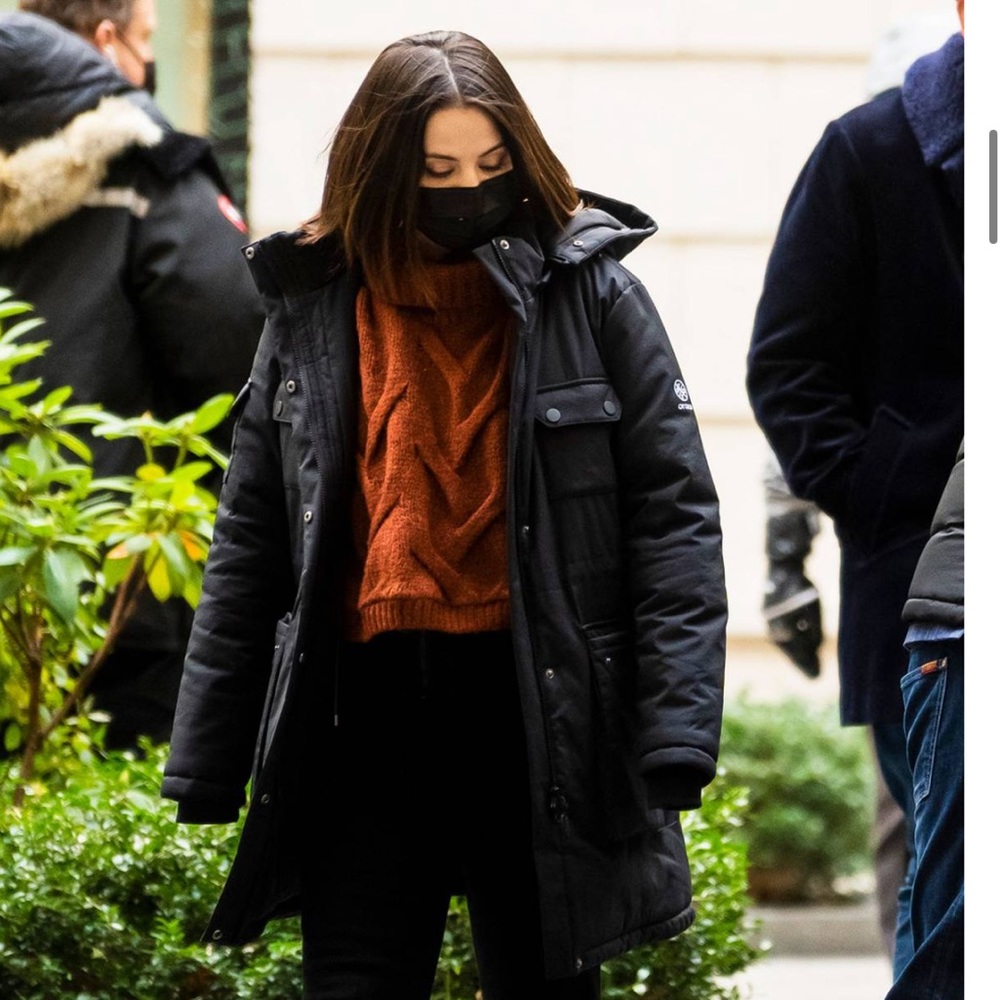 Madewell Somervell Sweater as seen on Selena Gomez